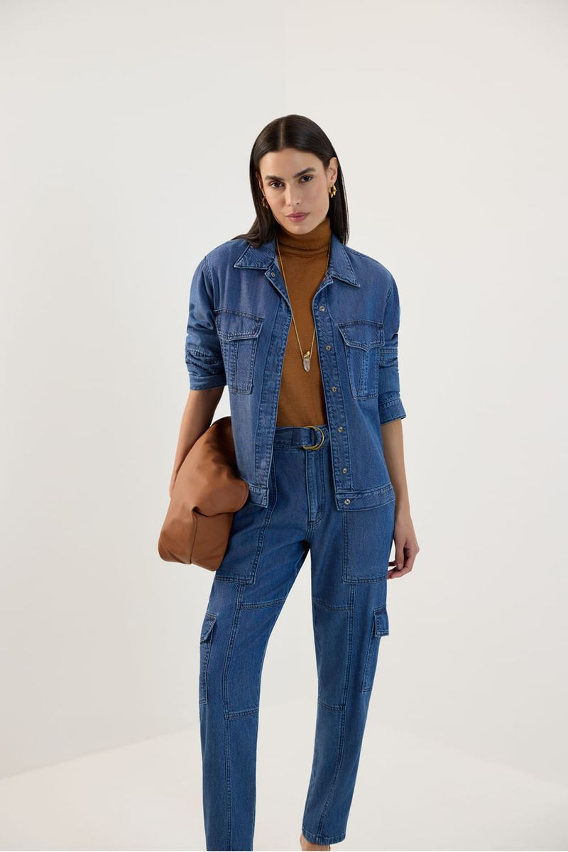 Camisa jeans bolsos frente jeans
