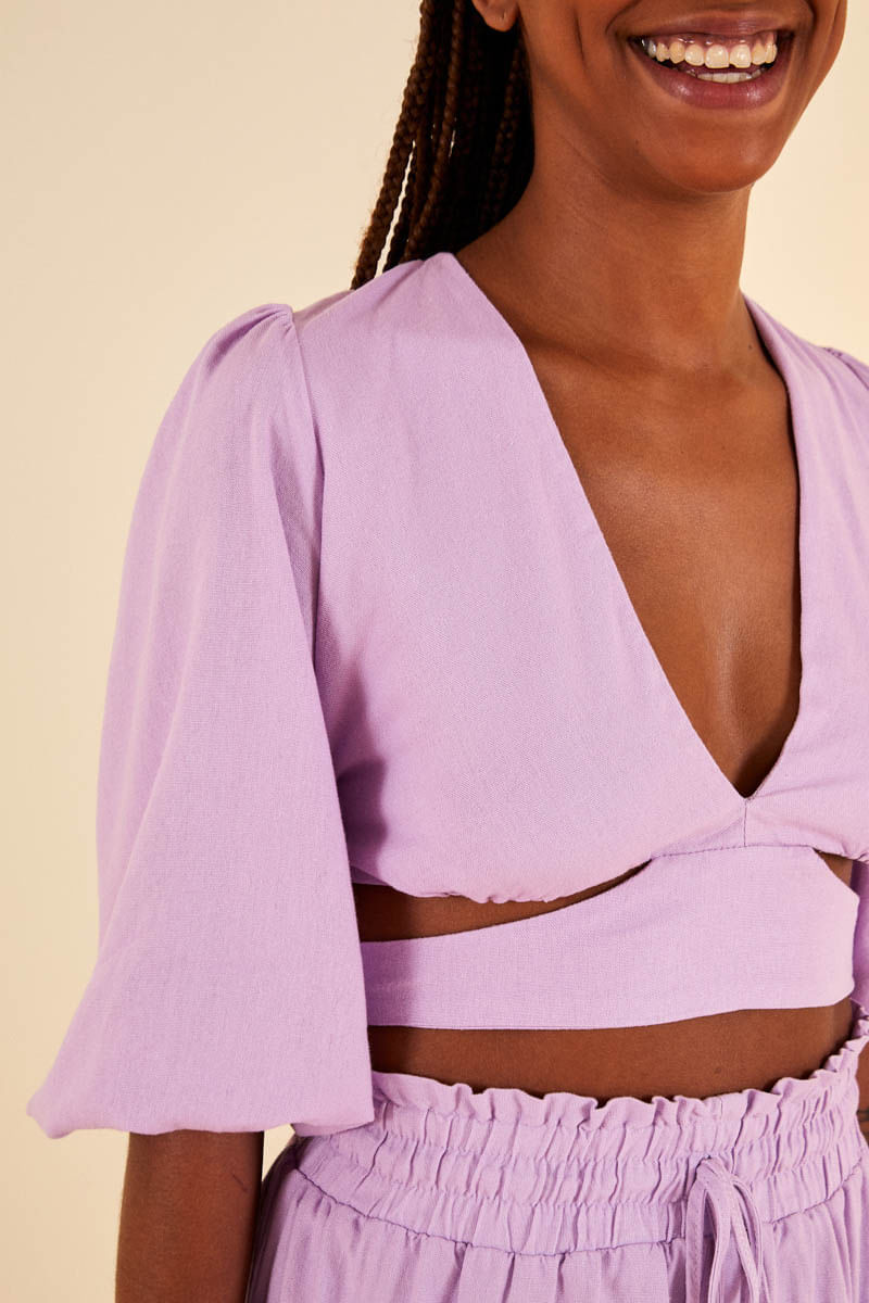 Blusa Cropped Com Recorte