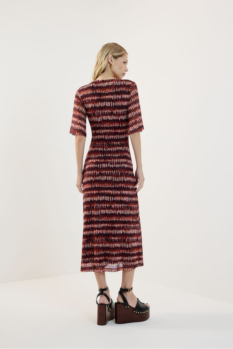 Vestido tule decote v reversa vinho bordo
