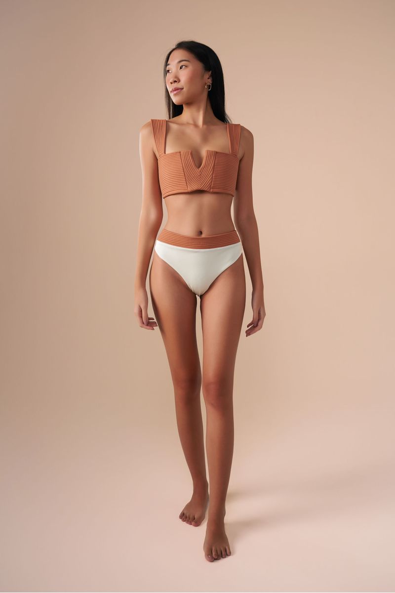 Top Biquíni Reto V Contour Caramelo