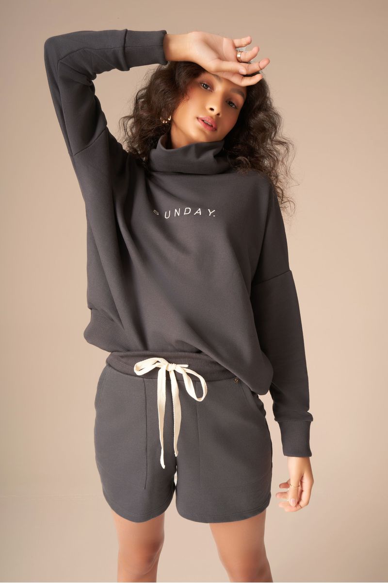 Shorts Abraçar Cinza