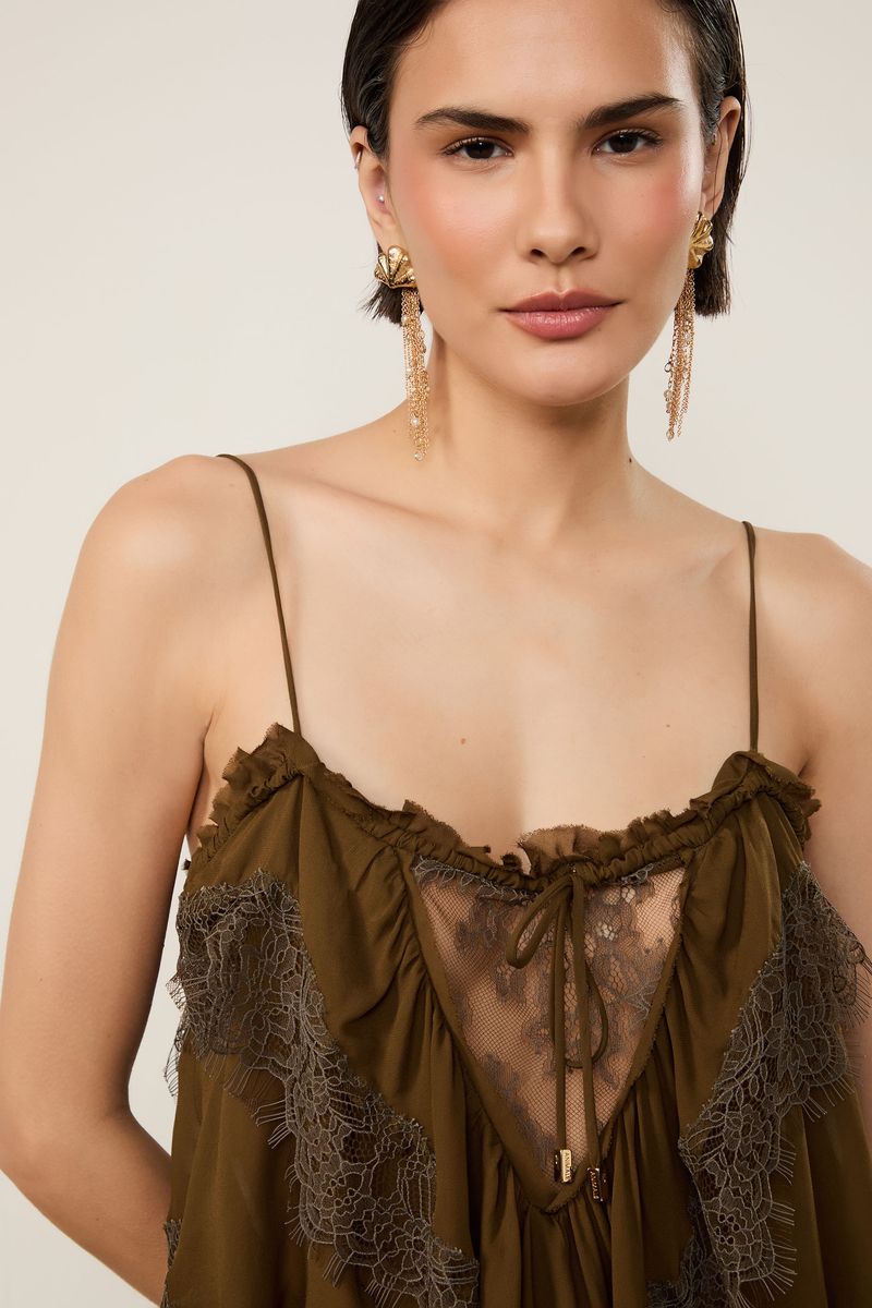 Top De Georgette Leve Marrom Renda Aplicada
