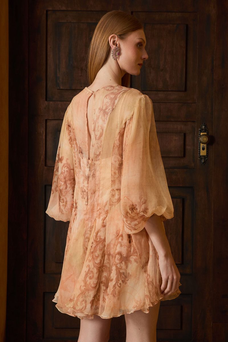 VESTIDO CURTO ESTAMPA CARTE