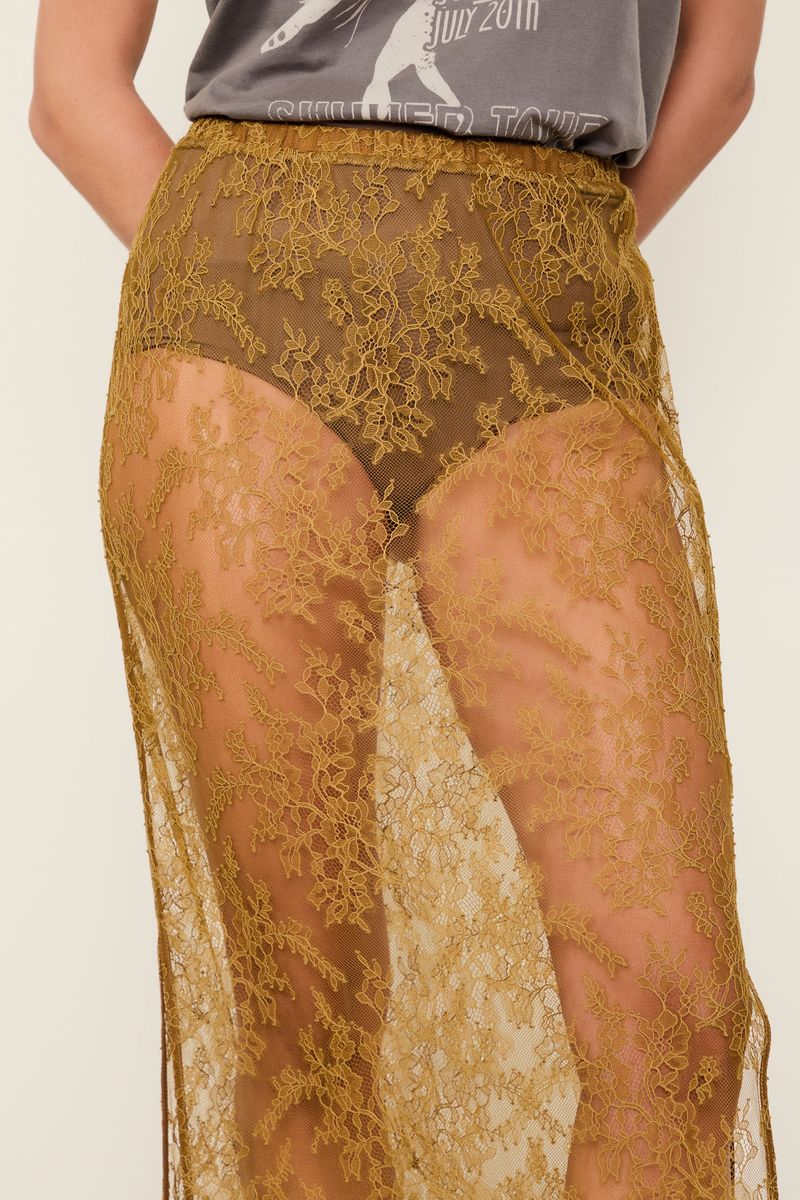 Saia De Renda Midi Verde Com Hot Pants