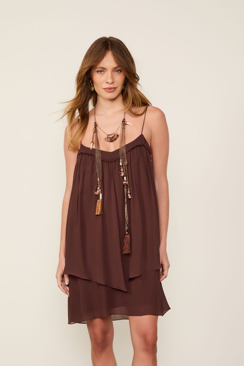 Vestido De Georgette Curto Camadas