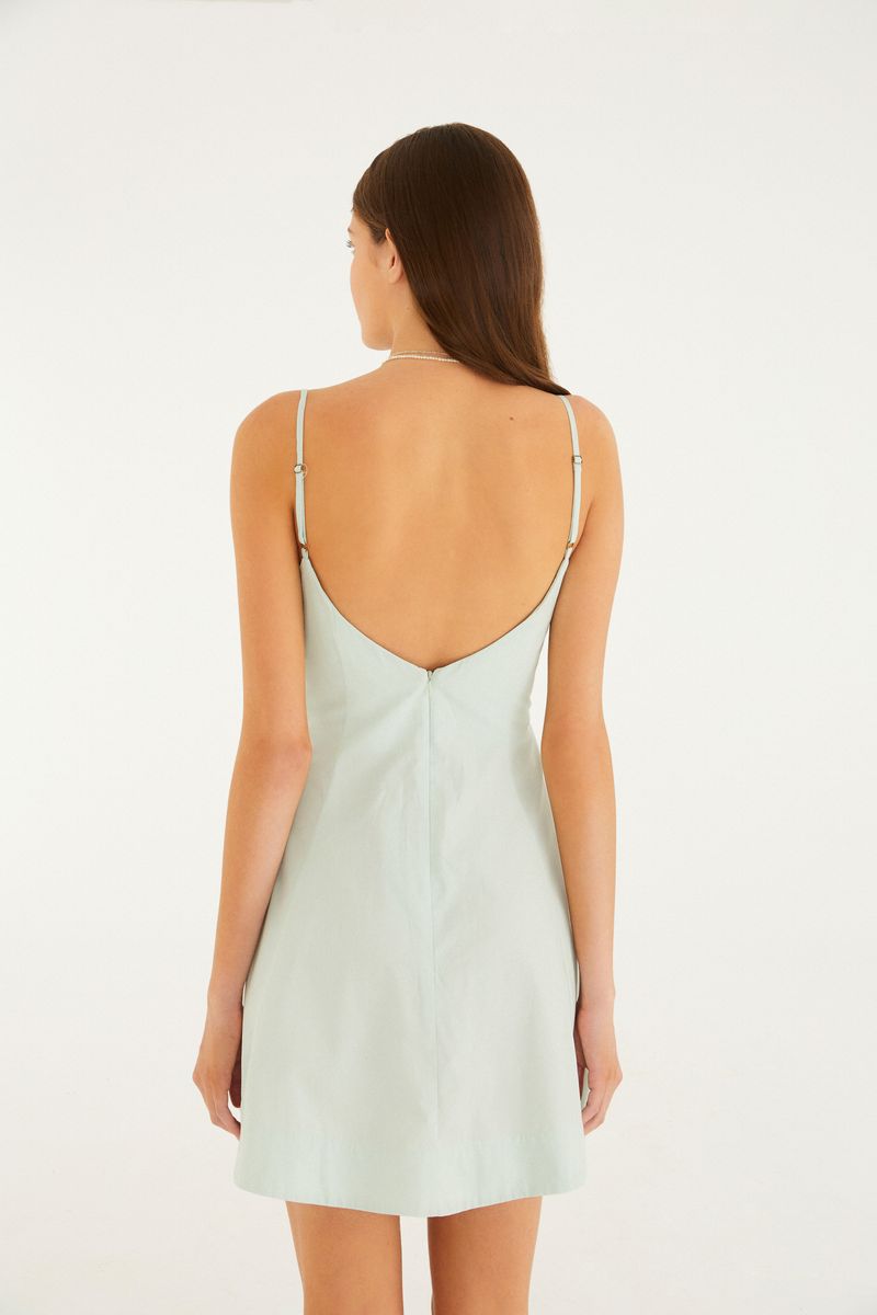 Vestido Curto Recortes