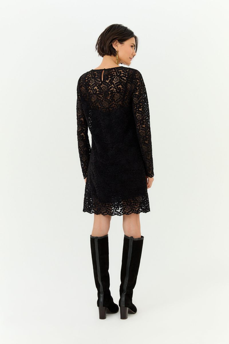 Vestido Curto Renda