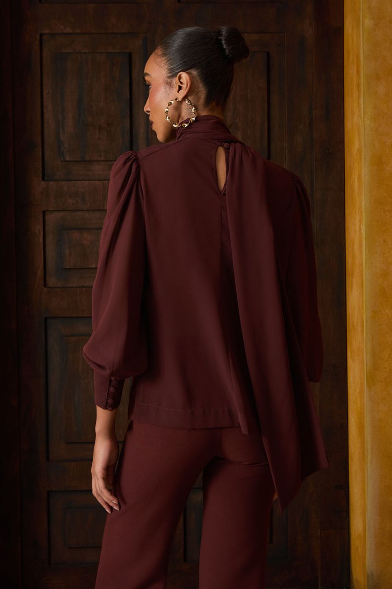 BLUSA GOLA FOULARD DECOTE