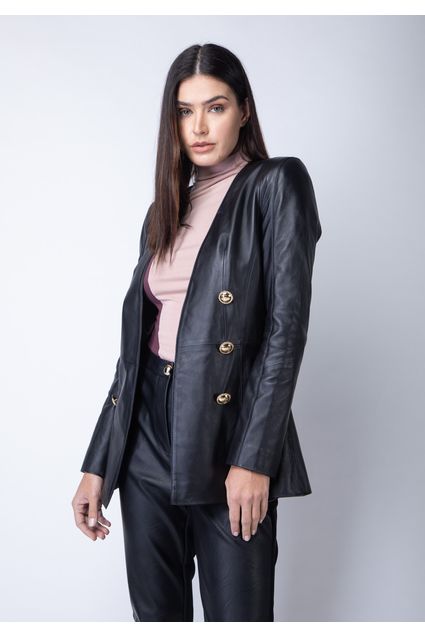 jaqueta e calça de couro feminina