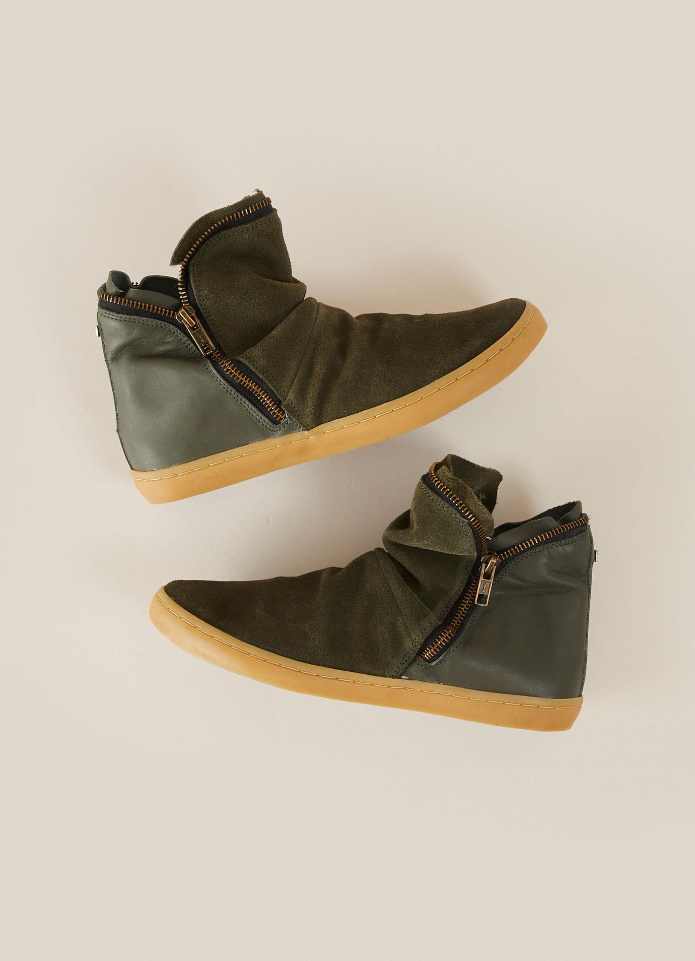 TENIS BOTINHA COURO FLAT VERDE ESCURO - Off Premium Mobile