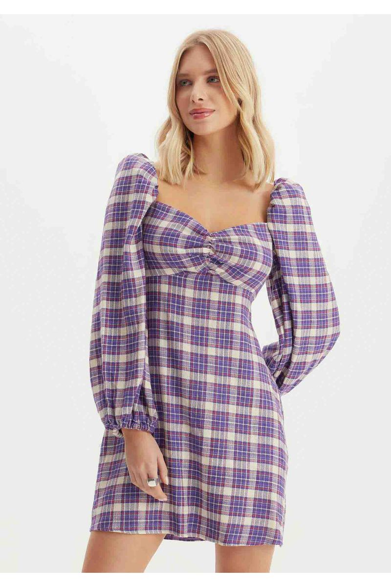 Vestido Curto Evasê
