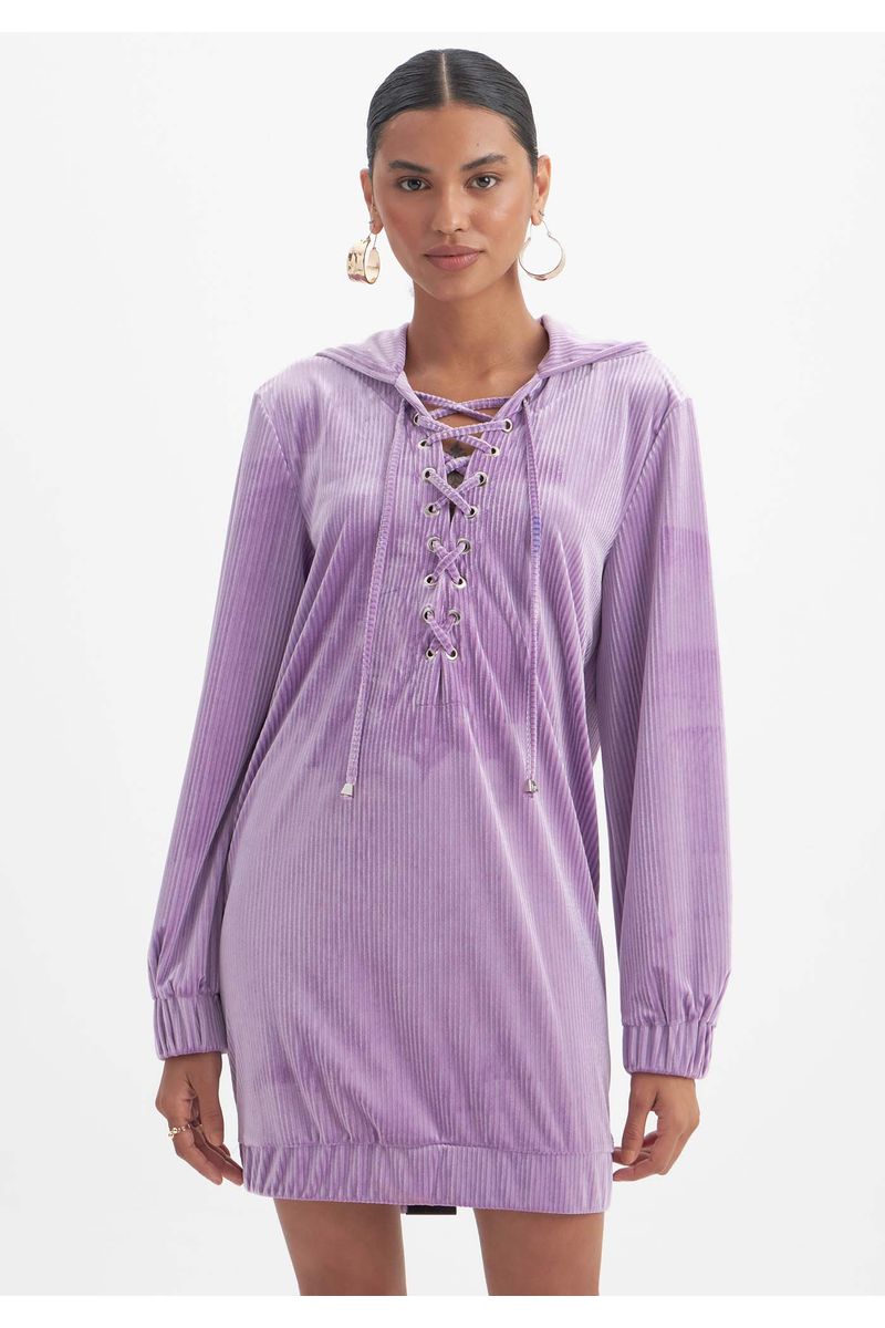 Vestido Curto Com Capuz