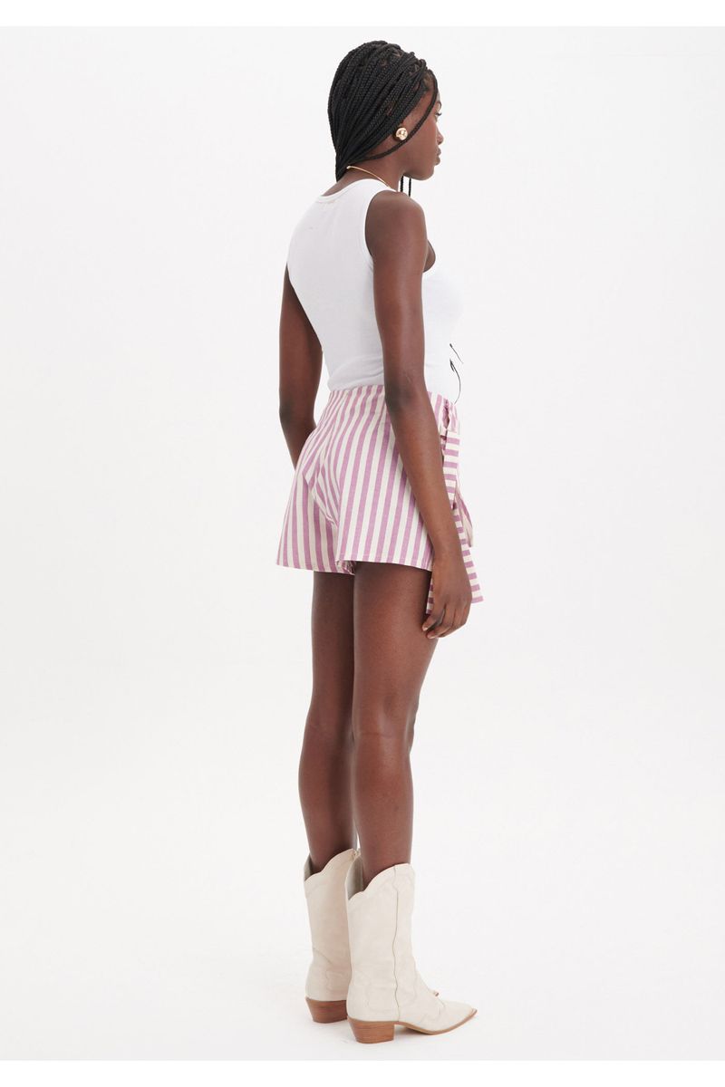 Short Saia com Transpasse Listras