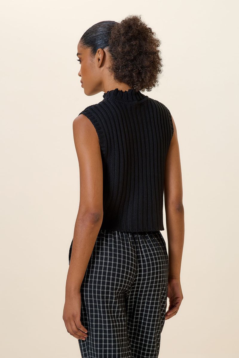BLUSA BASICA TRICOT PRETO