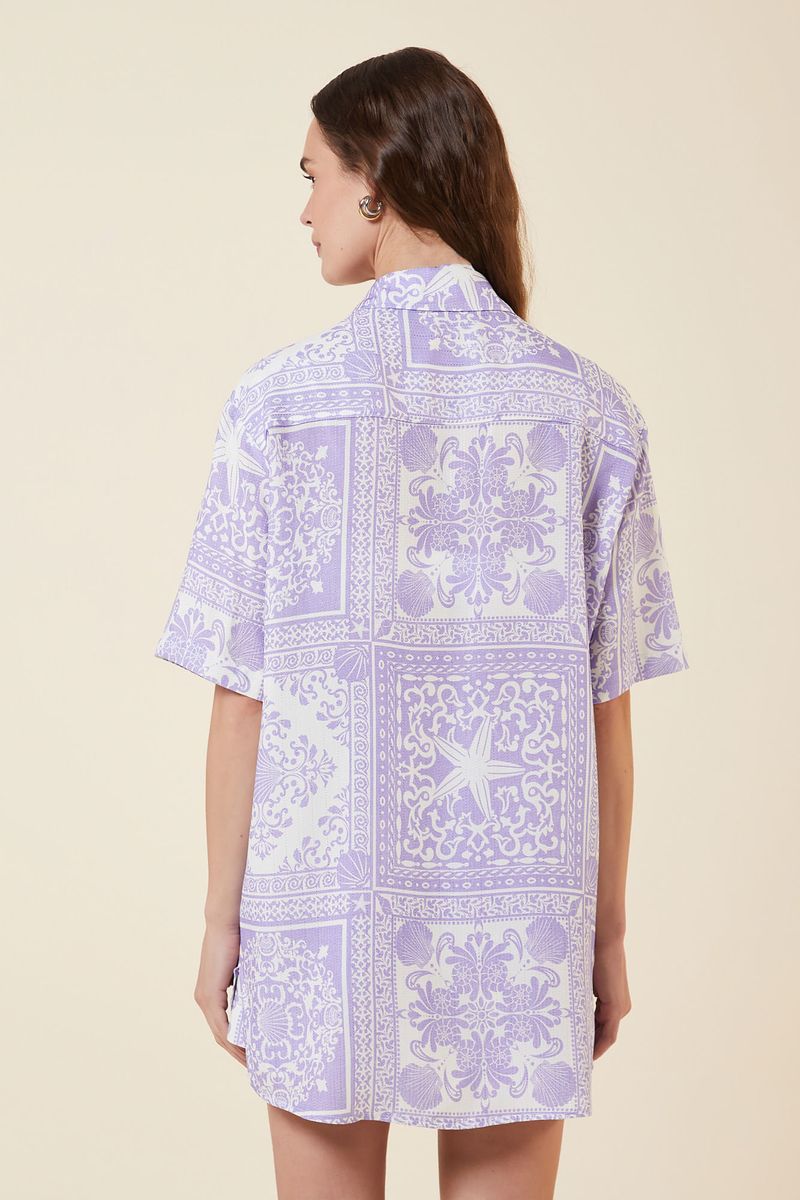 CAMISA MANGA CURTA ESTAMPA AZULEJO PATCHWORK