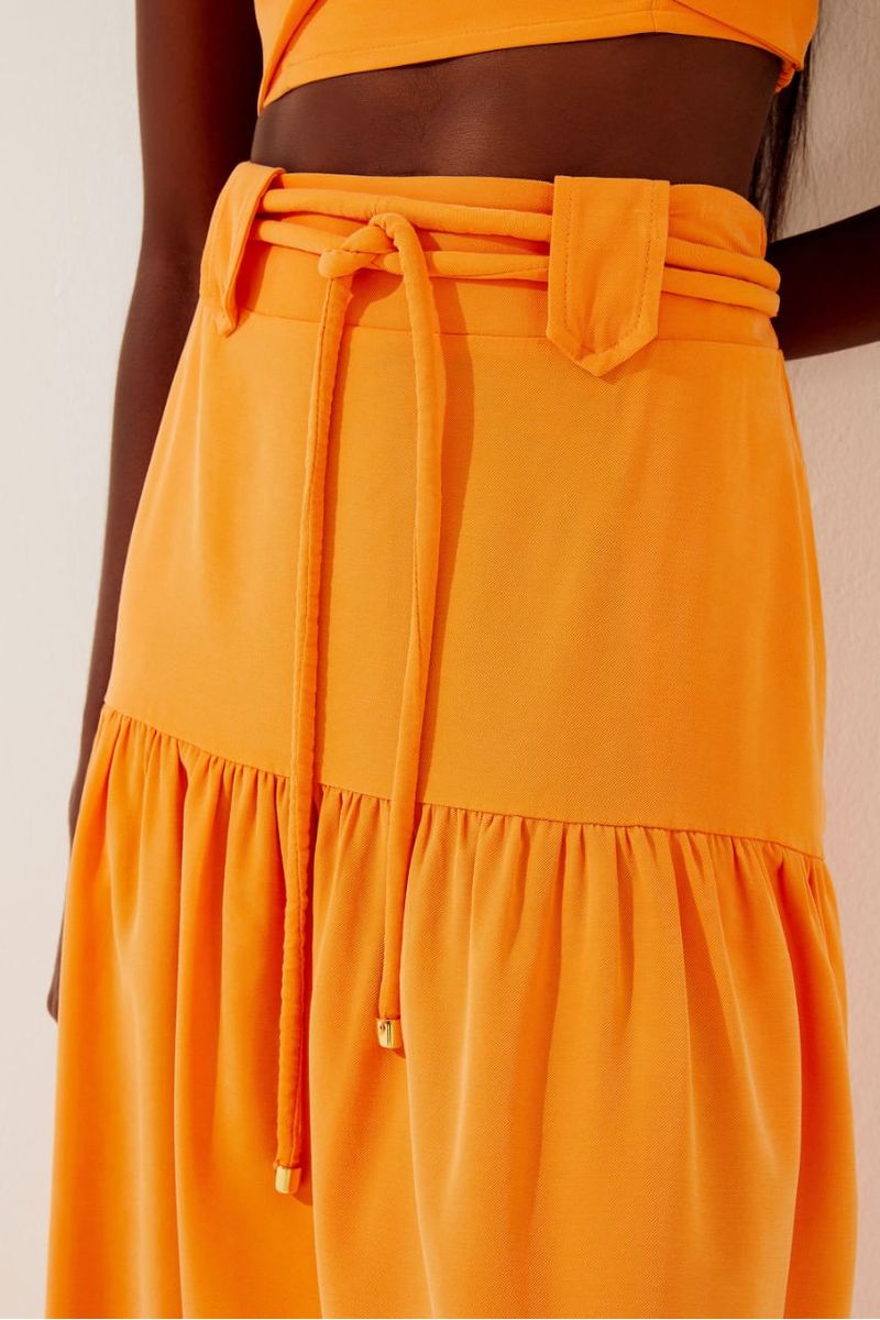 Saia Midi Com Cinto Frutado