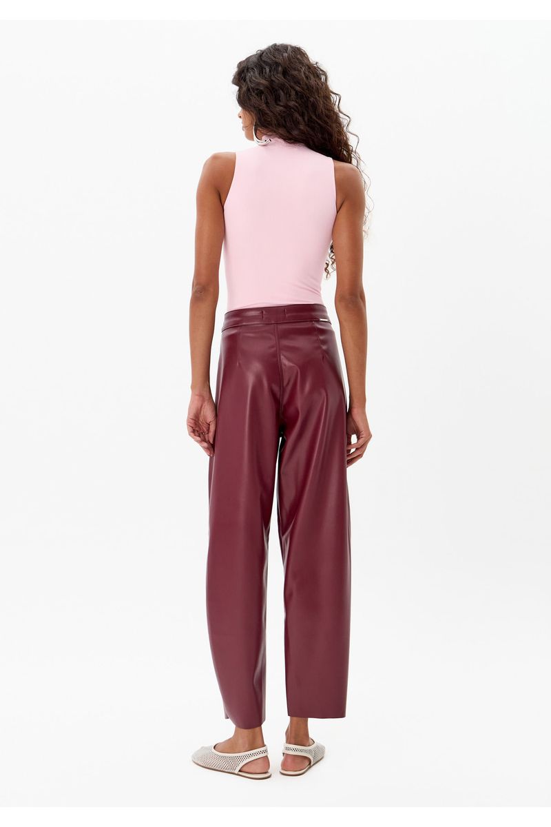 Calça Baggy Com Bolsos