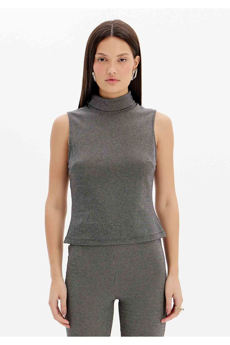 Blusa Gola Alta Xadrez