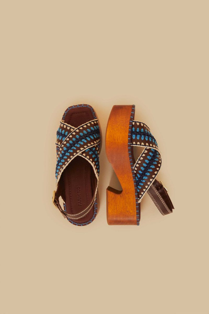 Sand Clog