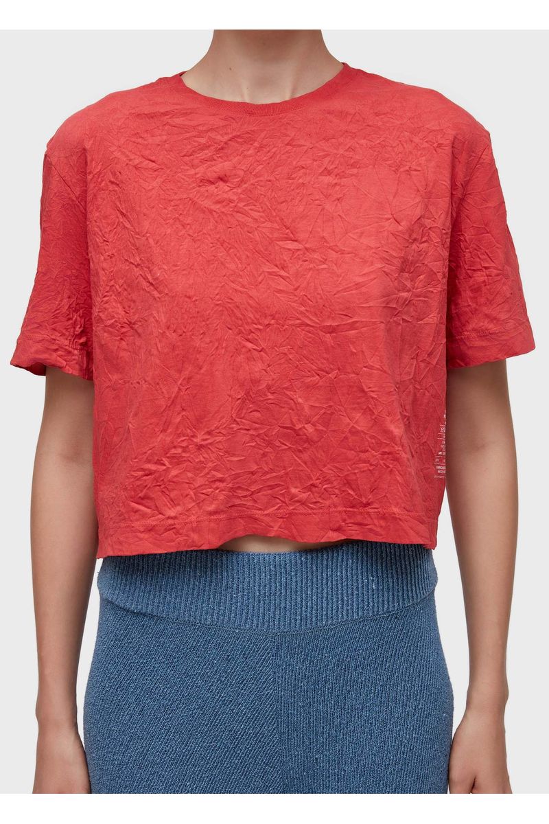 T-shirt cropped wrinkle