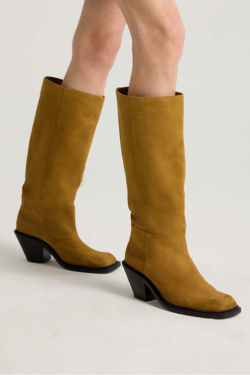 Bota Camila