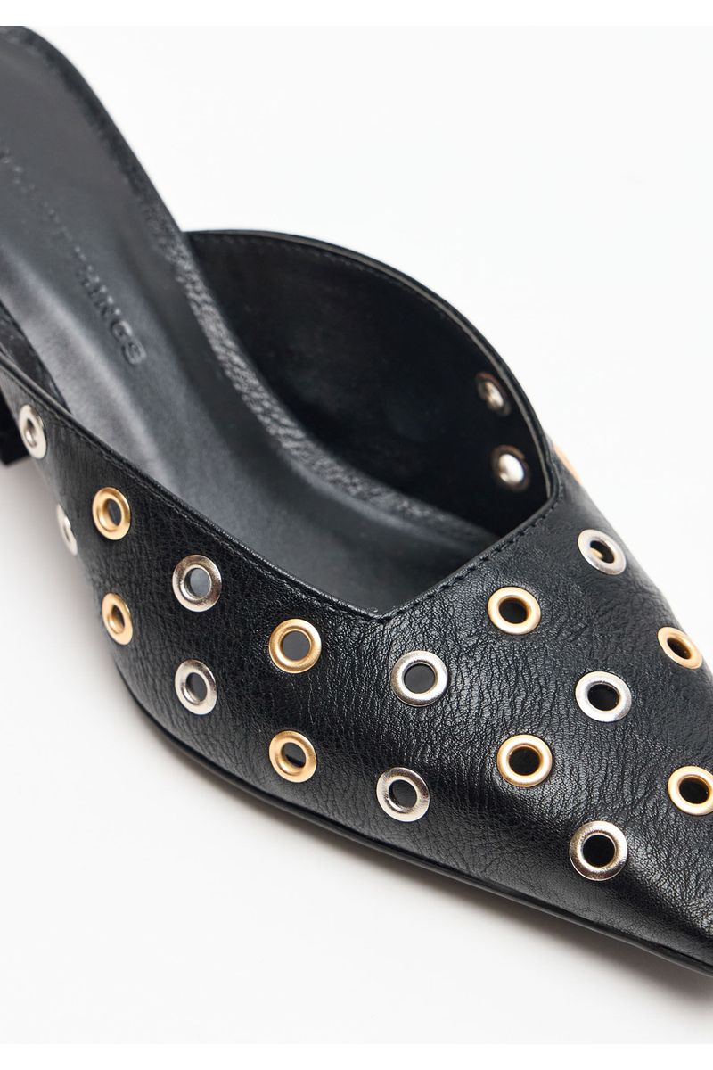 Scarpin Mule Salto Bloco Com Ilhos