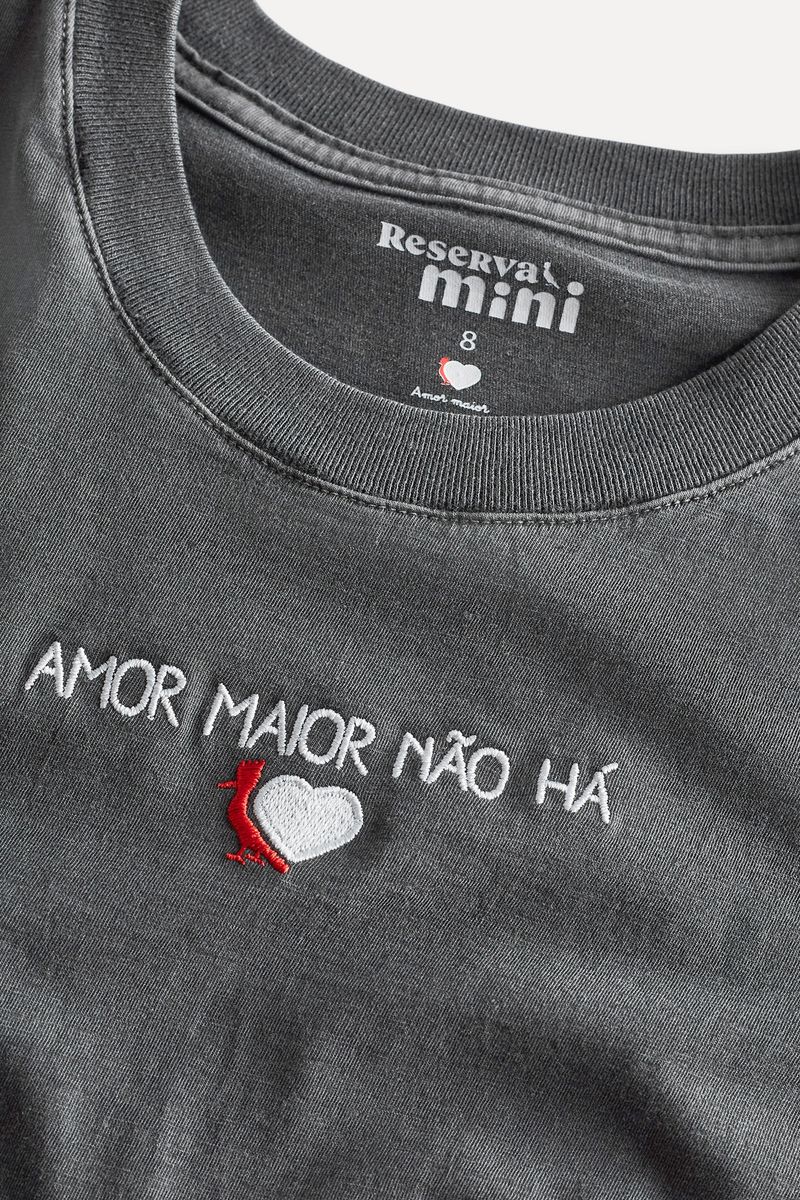 Camiseta Mini Bordado Amor Maior