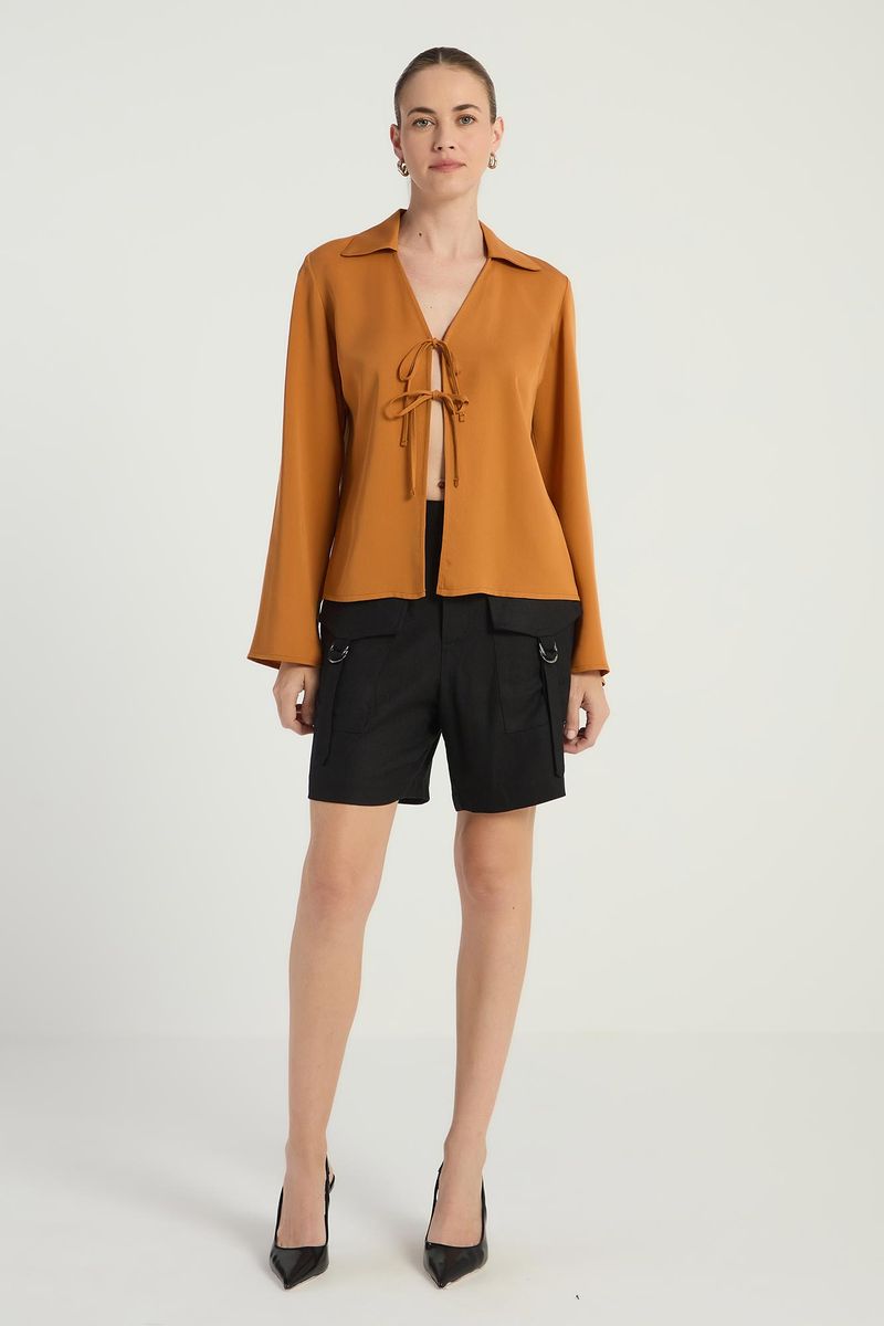 BLUSA COM AMARRAÇAO FRONTAL - CARAMELO
