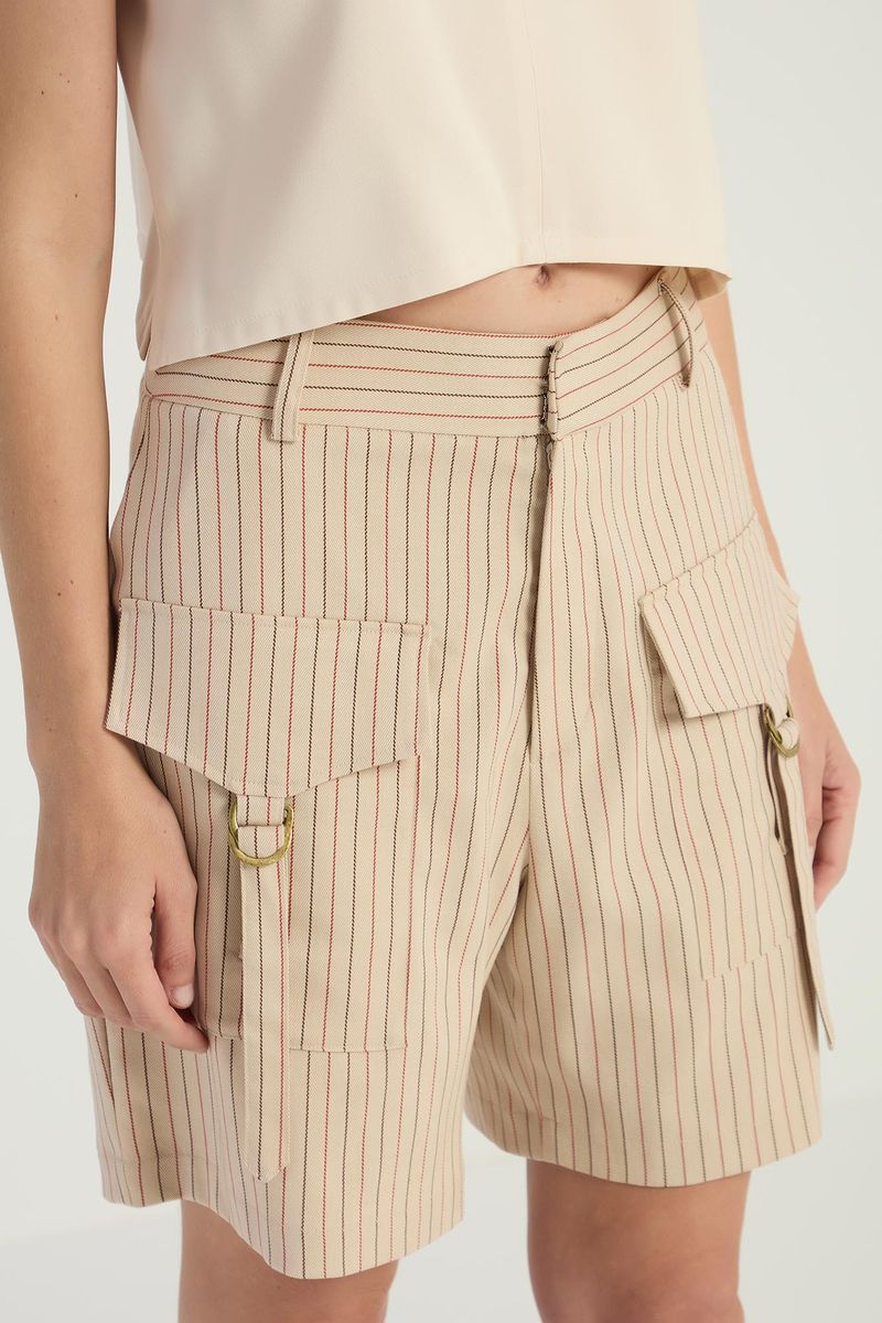 BERMUDA CARGO BOLSOS FRONTAIS-BEGE