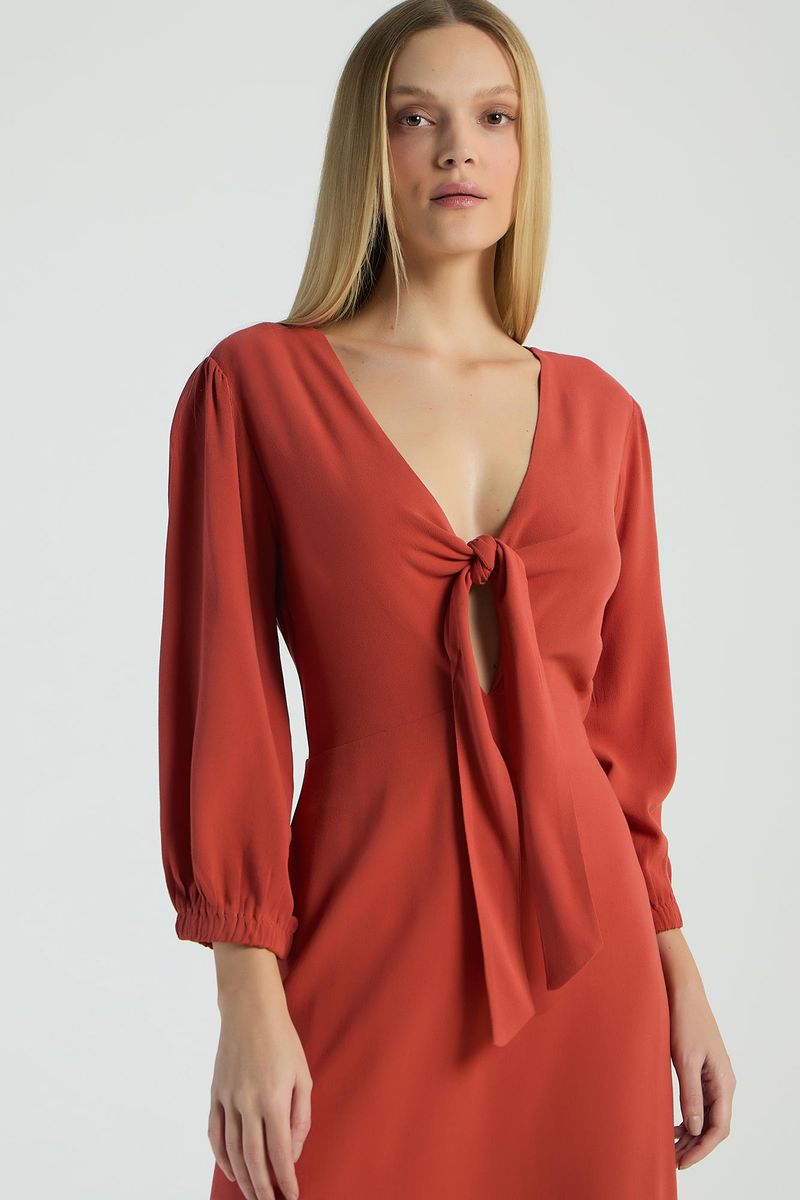 VESTIDO LONGO COM NO FRONTAL - PECAN