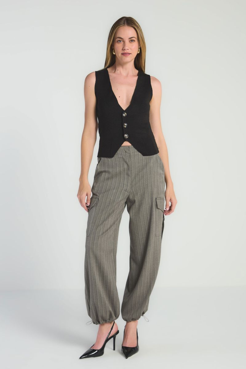 COLETE EM TRICOT ASSIMETRICO - PRETO