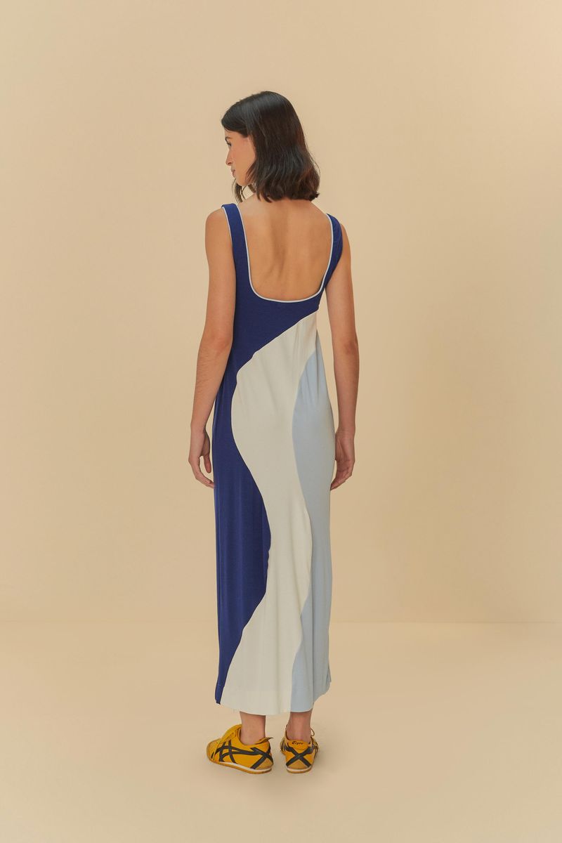 Vestido Recortes Patch Crepe