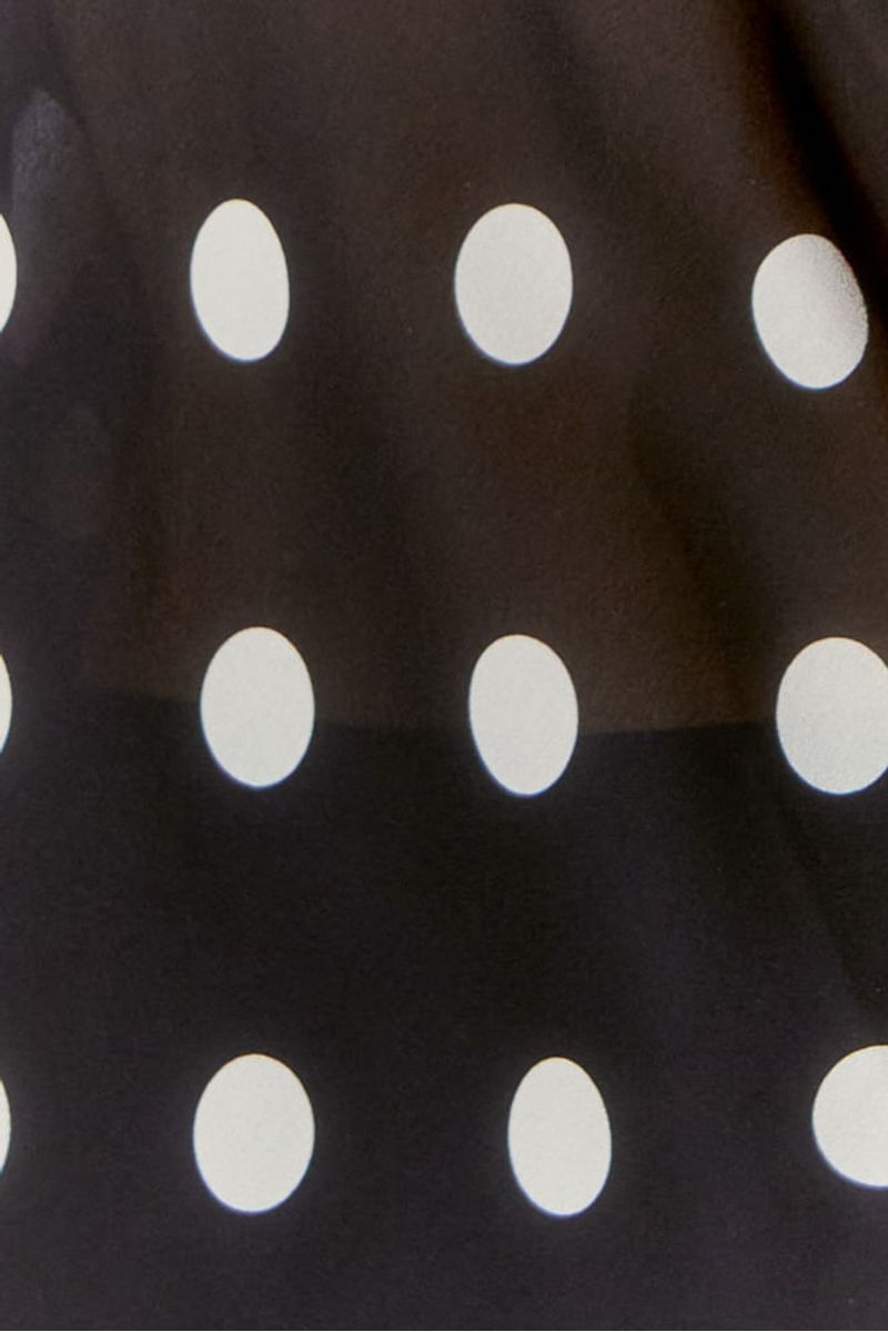 BLUSA DECOTE BABADOS