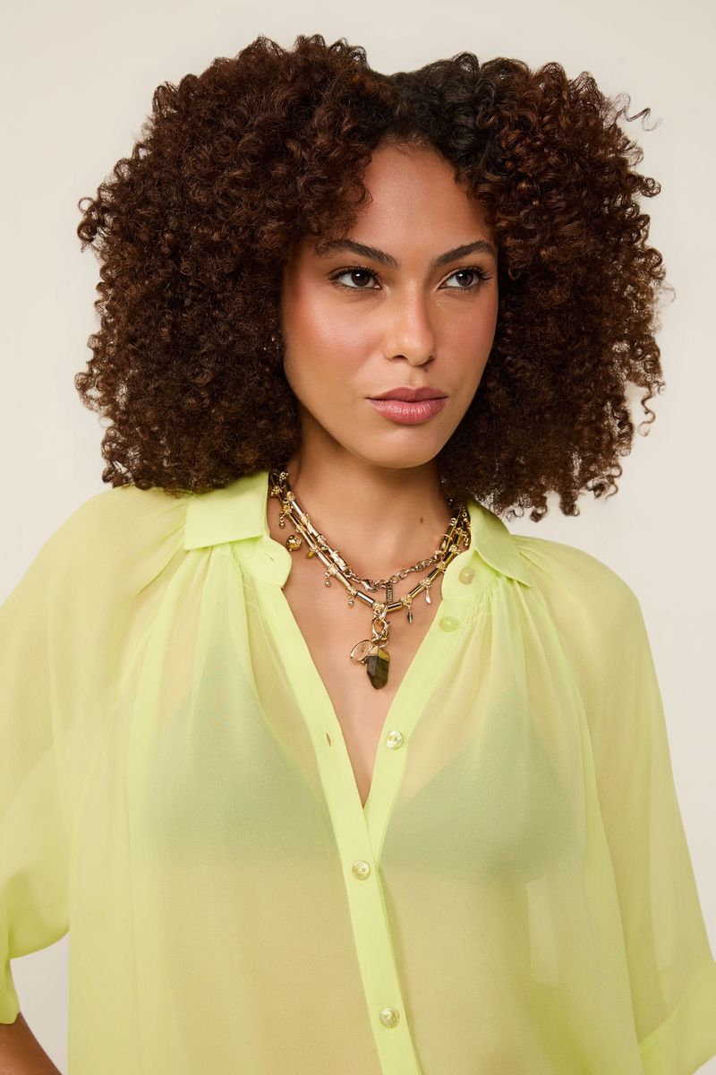Camisa De Georgette Leve Verde Manga Curta Fluida