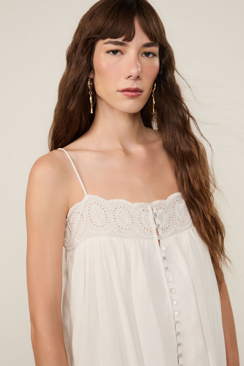 Vestido Curto De Alcinha Com a Pala Bordada