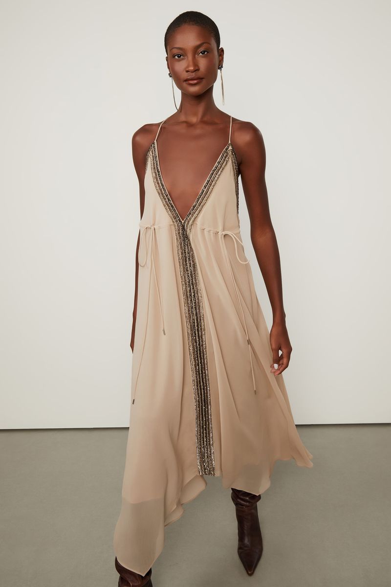 Vestido Assimétrico Com Pedraria No Decote
