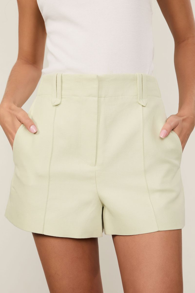 Short Com Linho Bolso Faca