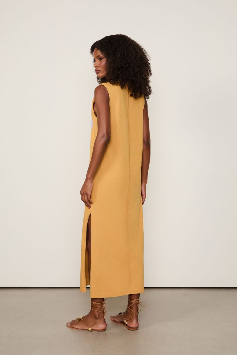 Vestido De Malha Regata Com Fenda Fun Geo Solar Caramelo