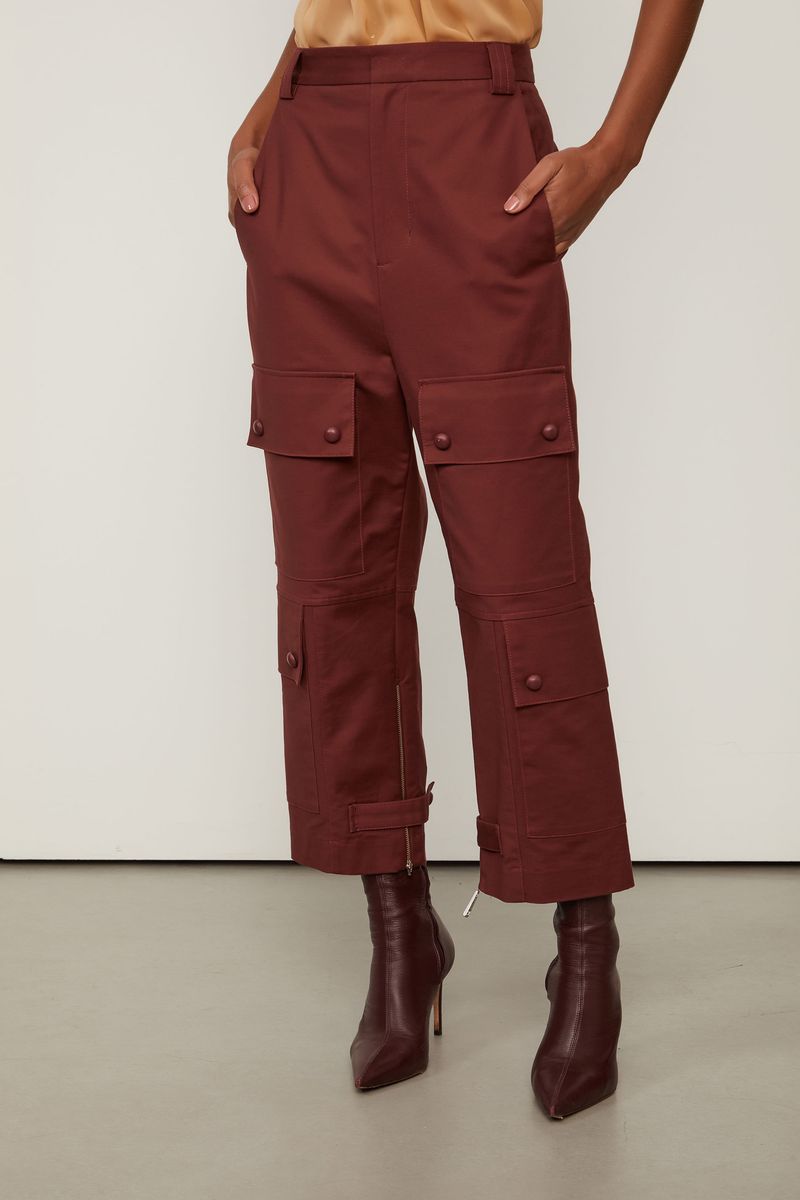 Calça Com Bolsos Marrom Rum