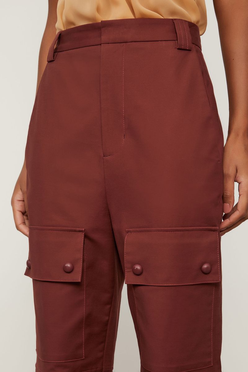 Calça Com Bolsos Marrom Rum