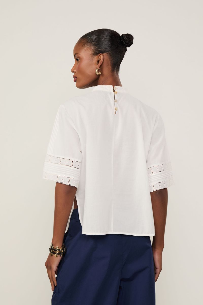 T-Shirt De Voil De Algodão Manga Curta Detalhe Rendas e Nervuras Off White