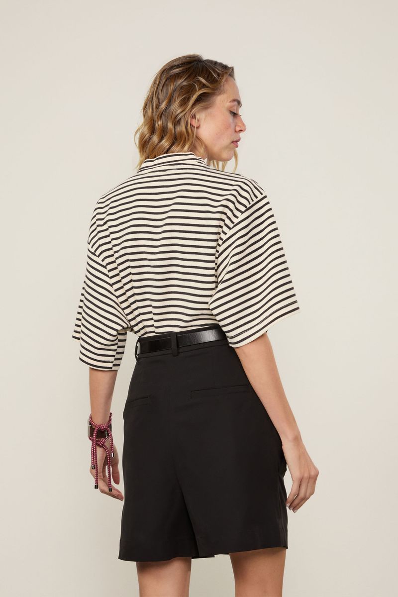 Shorts Prega Frontal Alfaiataria