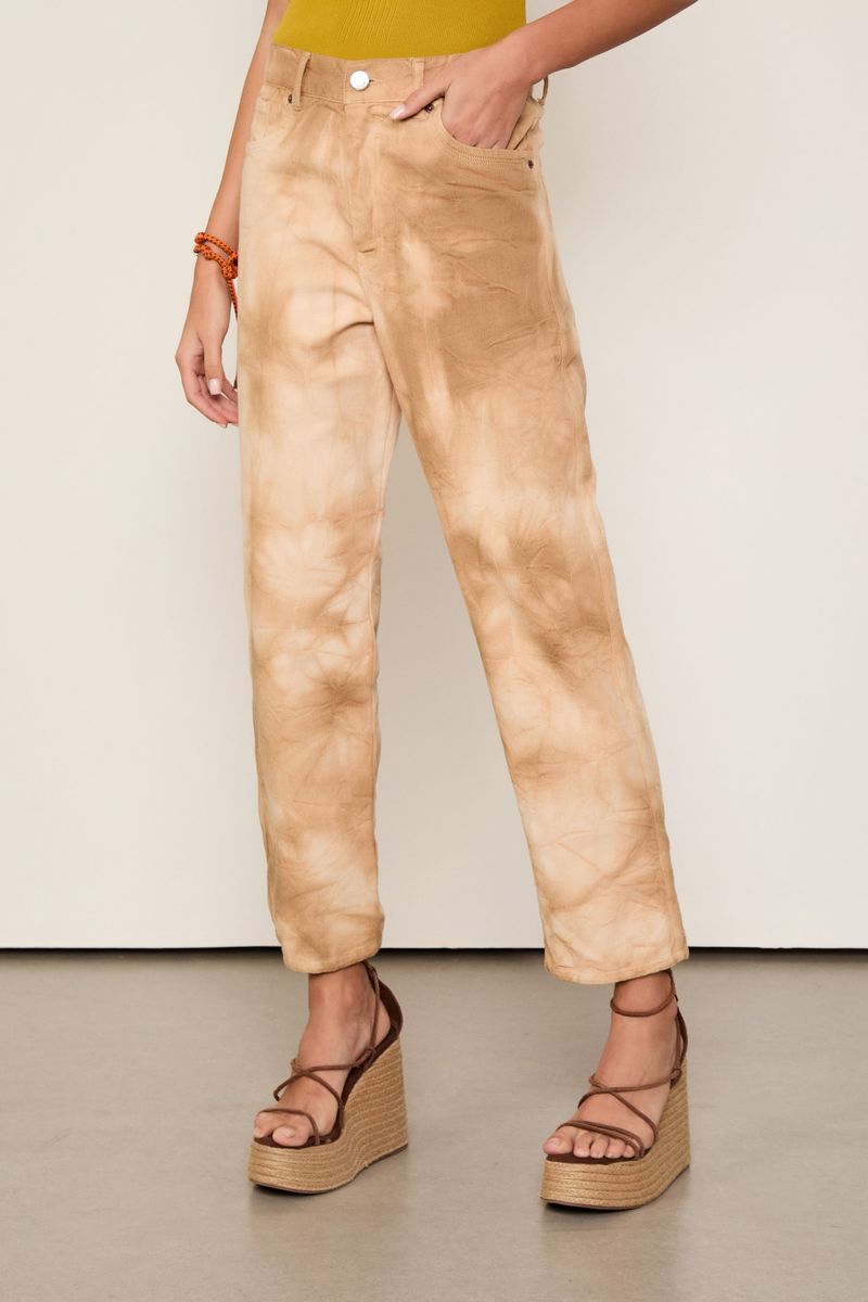Calça Sarja Reta Rock Embossing