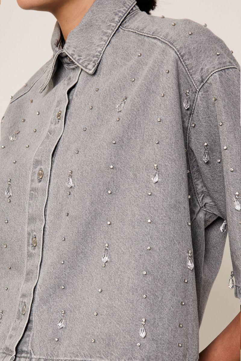 Camisa Jeans Cropped Over Com Cristais
