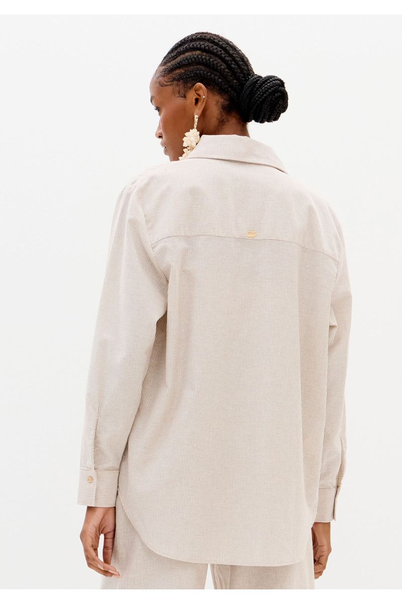Camisa Alongada Manga Longa Com Bolso