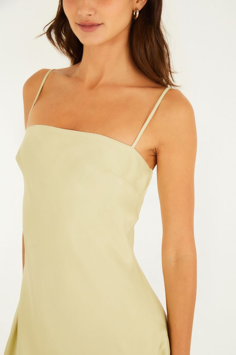Vestido Curto Alcinhas Cetim