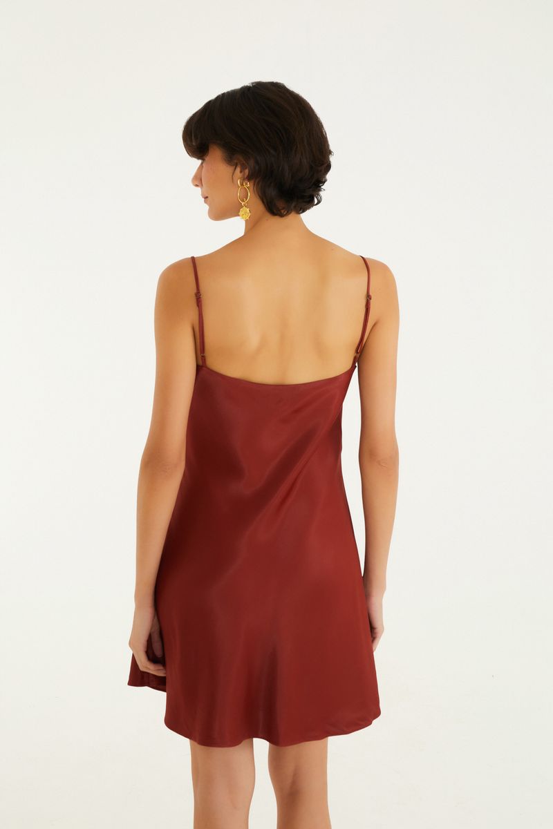 Vestido Curto Alcinhas Cetim