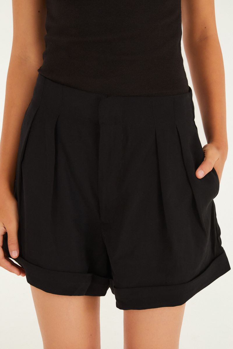 Short Alfaiataria Bolso