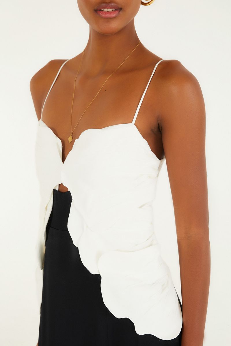 Vestido Petalas Gabrielle