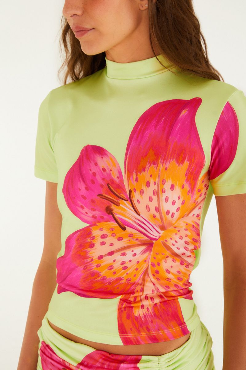 Blusa Estampada Lírio Tropical